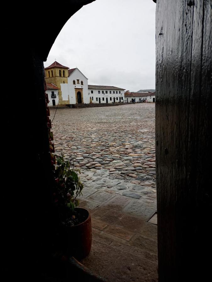 Hospederia La Roca Plaza Principal Bed & Breakfast Boyacá Екстериор снимка