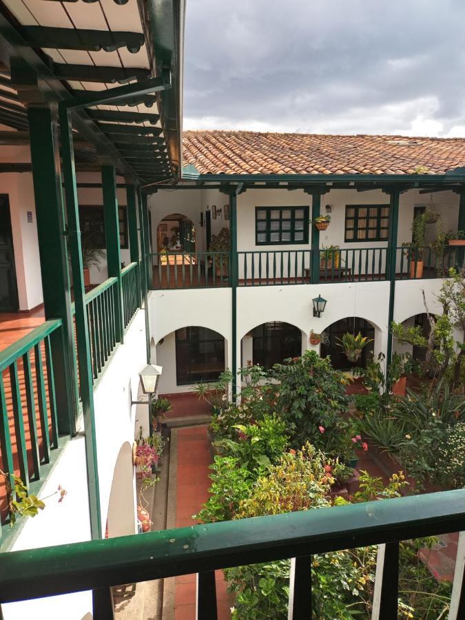 Hospederia La Roca Plaza Principal Bed & Breakfast Boyacá Екстериор снимка