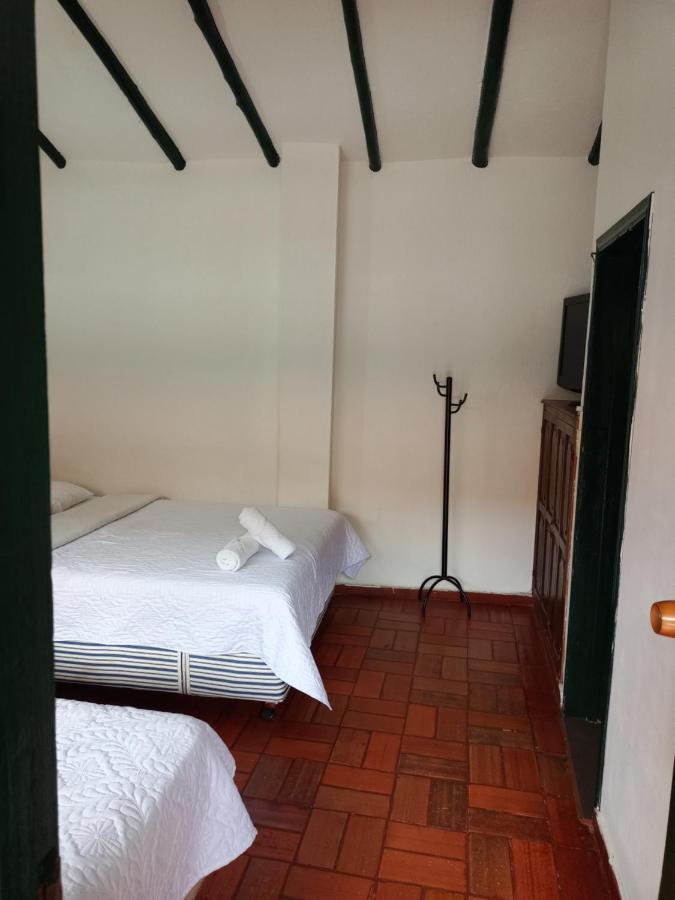 Hospederia La Roca Plaza Principal Bed & Breakfast Boyacá Екстериор снимка